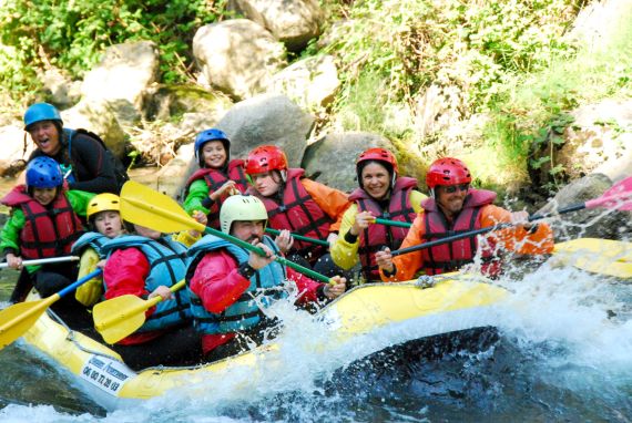 rafting sports eaux vives loisirs aventures rafting à Saint Lary