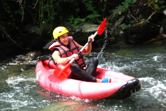 canoë-raft hot-dog sports eaux vives loisirs aventures rafting à Saint Lary