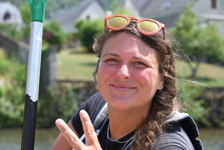 Pauline monitrice diplomée sports eaux vives loisirs aventures rafting à Saint Lary